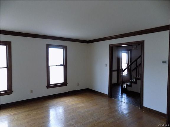 4th image of 8706 Privet Dr