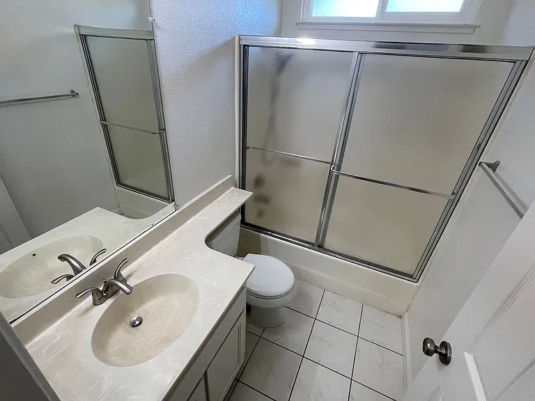 2700 Bluebell Cir — Photo 19