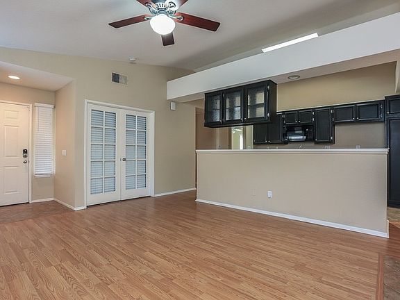 3rd image of 10311 Tributary Dr