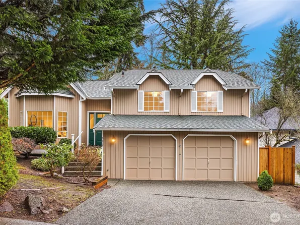2715 NE 184th Place, Lake Forest Park, WA 98155