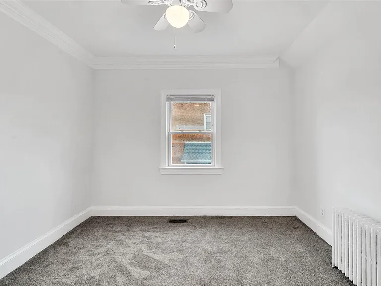 1002 Chillum Rd — Photo 15