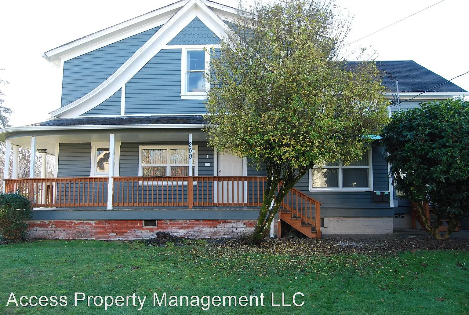 250 SE Lincoln St photo 1