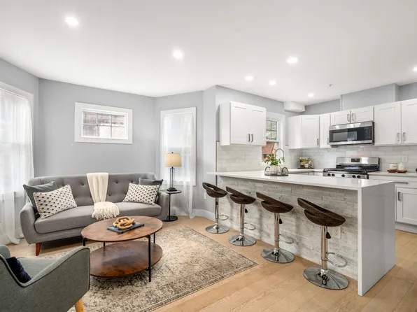 679 Columbia Rd #5, Dorchester, MA 02125