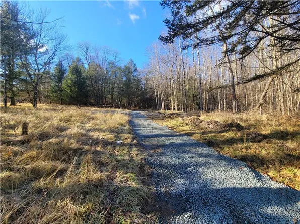 210 Old Turnpike Road, Woodridge, NY 12789