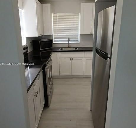 4th image of 401 SE 23rd Ave #A