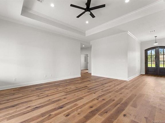 4th image of 552 Erble Ln