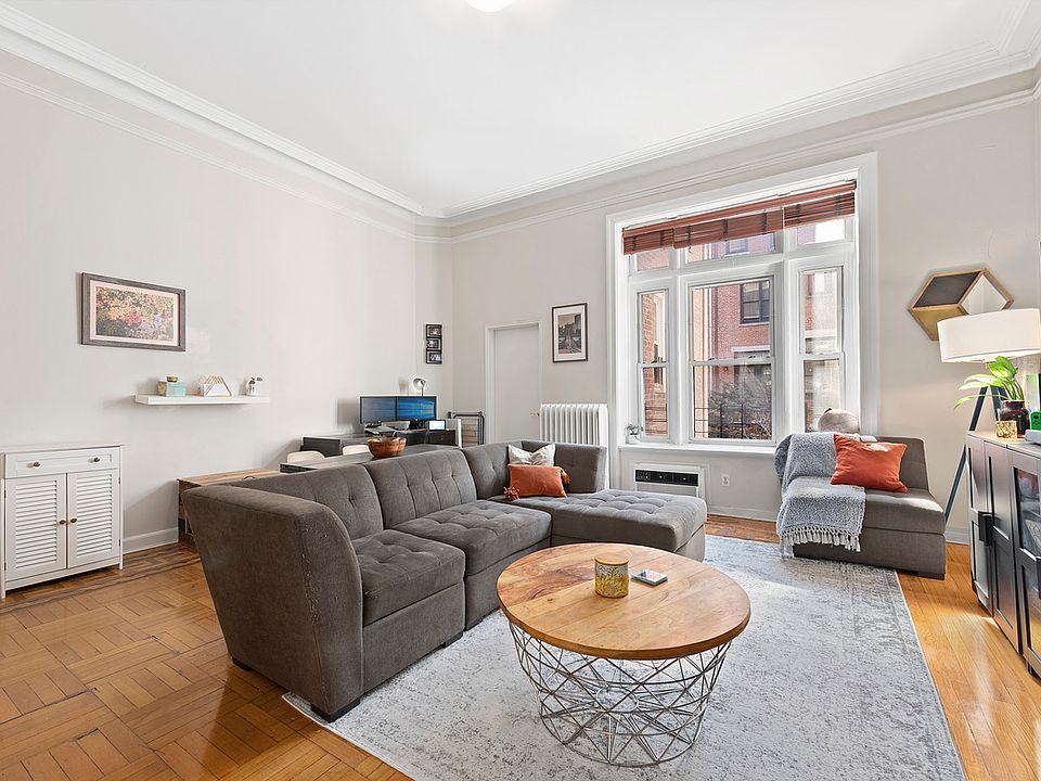 1st image of 32 W 71st St APT 1B