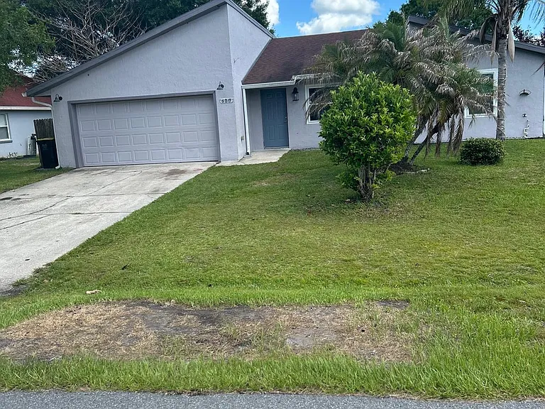 658 Caribou Ct — Photo 1