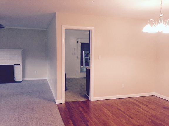 5th image of 103 Davis Cir