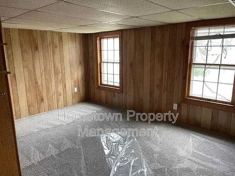 2 bed, 1.0 bath, 1050 sqft, $1,400 — Photo 2