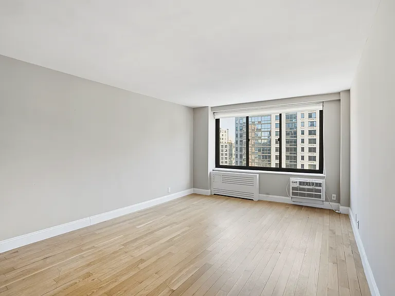 784 Columbus Ave #3K — Photo 10