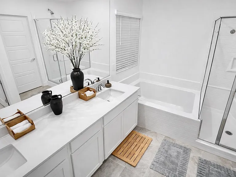 4226 Rosalyn Ridge St — Photo 33