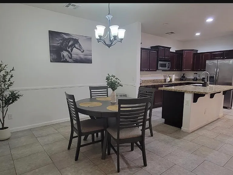 15257 W Old Oak Ln — Photo 10