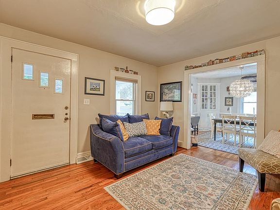 4th image of 409 Lucerne Dr