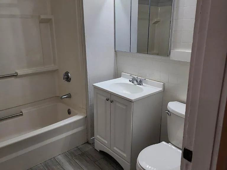 16 Newhall Street — Photo 16