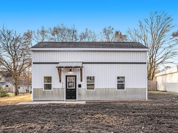 374 Clay St, Sparta, MI 49345