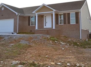 101 Max Cavnes Rd, Danville, KY 40422