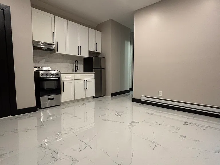 55 Lincoln St #103 — Photo 5