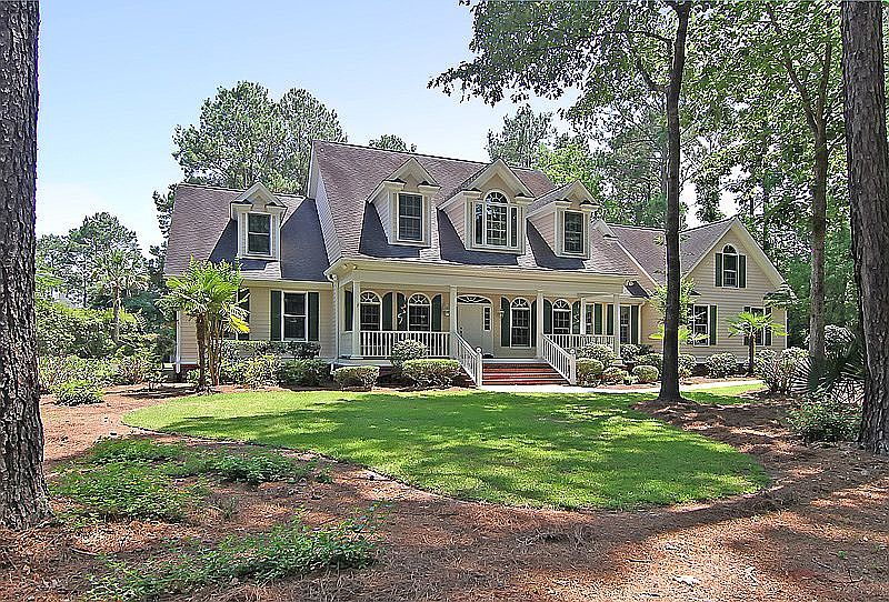 3049 Pignatelli Crescent