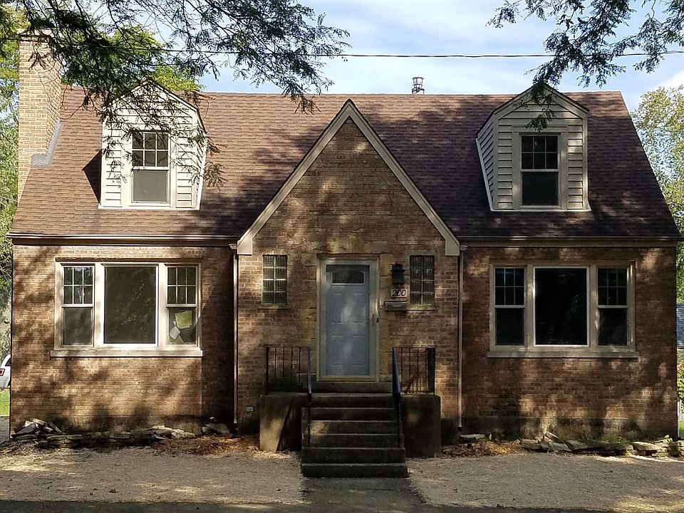 1st image of 200 E Washington St