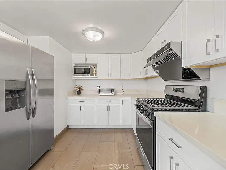 1033 S Isabella Ave — Photo 9