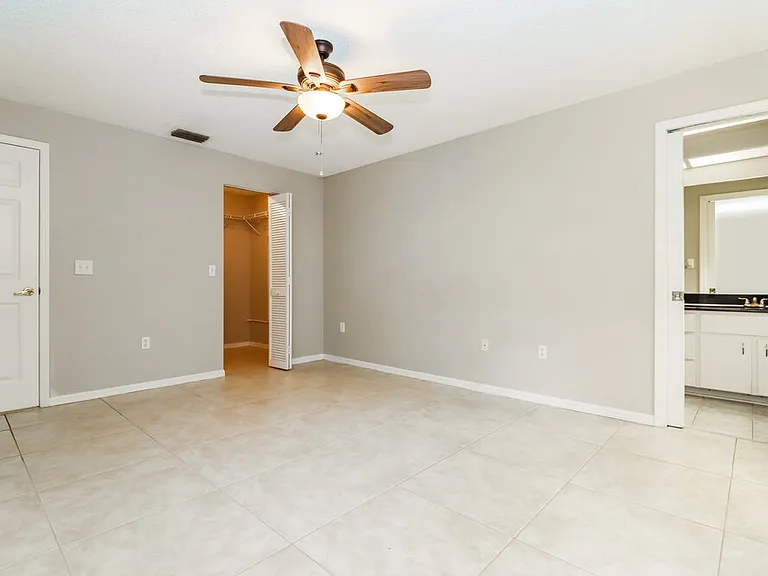 7921 Hathaway Dr — Photo 11