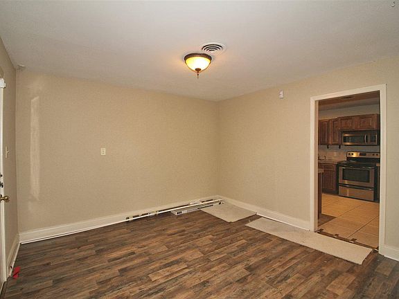 2nd image of 4730 Dellwood Ln