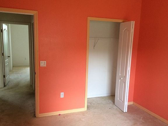 5th image of 4 Portia Ln