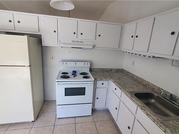 5th image of 18047 NW 41st Pl