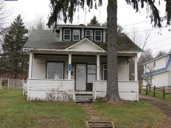 135 Grow Ave, Montrose, PA 18801