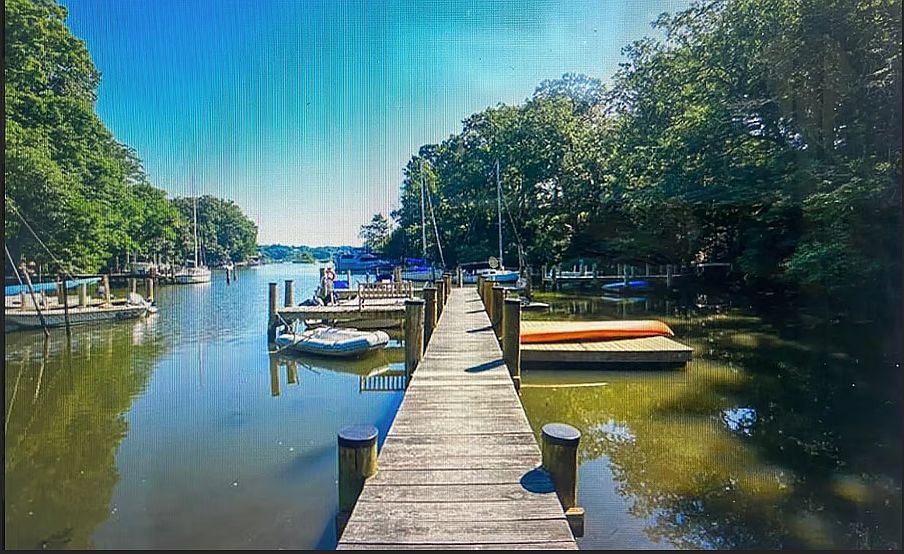 Private Community Pier, 500ft From Property.