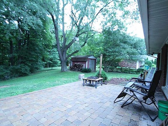 2nd image of 21 Wildwood Dr