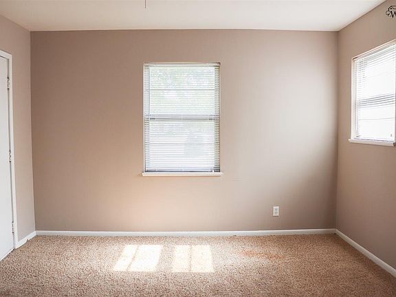 2nd image of 2606 Horseshoe Bnd