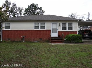 216 7th St, Spring Lake, NC 28390