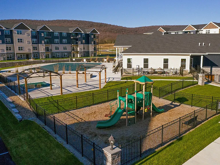 Blue Ridge Apartments — Photo 18