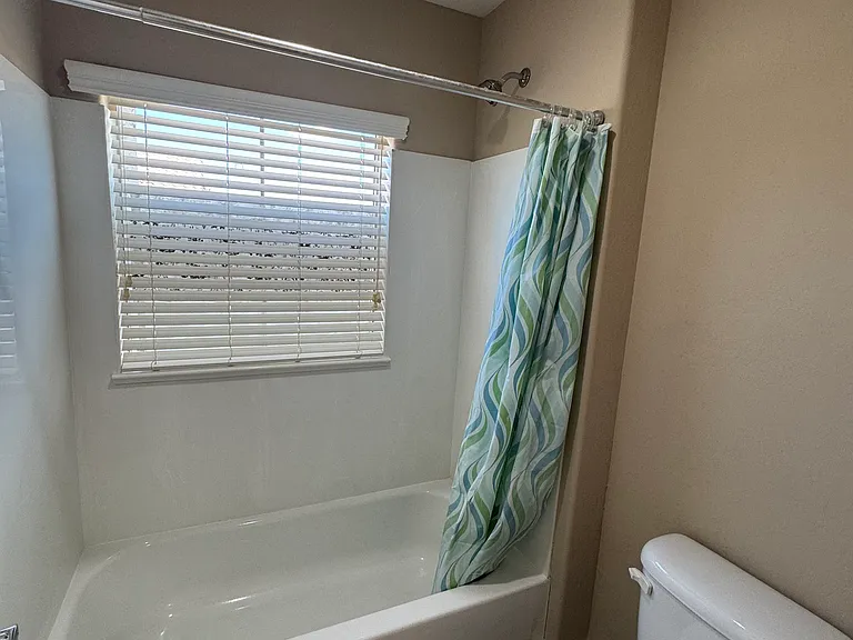 1147 E Cedar St — Photo 19