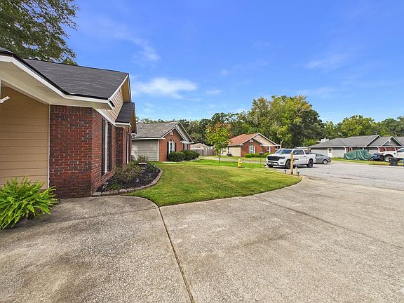 4th image of 5634 Sterling Ct
