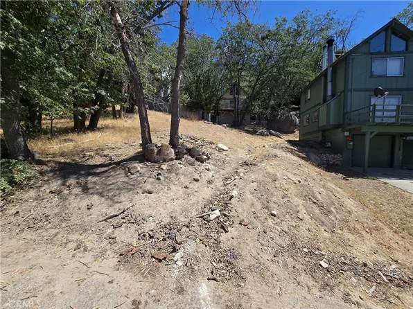 33460 Lakeview Dr Lot 60, Running Springs, CA 92382
