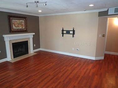 4th image of 1000 W Horatio St APT 203