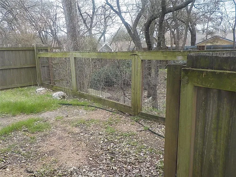 11713 Argonne Forest Trl #B — Photo 20