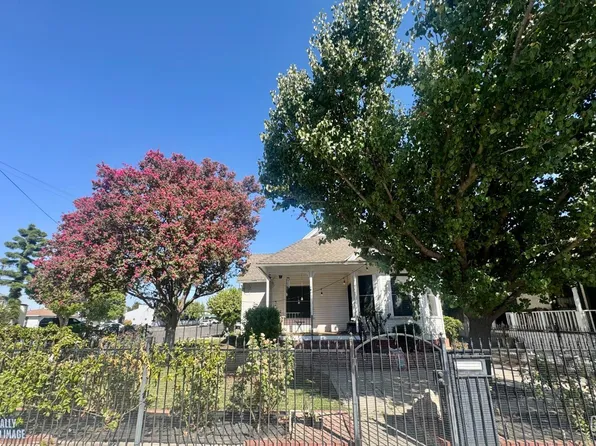 2128 E St, Bakersfield, CA 93301