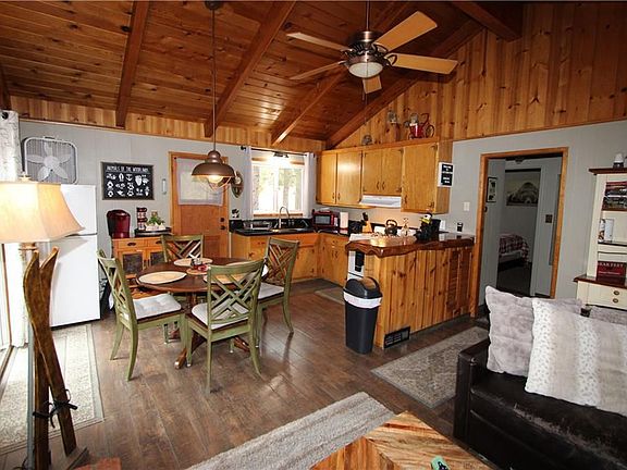 5th image of 338 Dover Ln