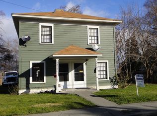 1519 E 9th St, The Dalles, OR 97058