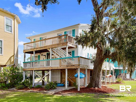 3rd image of 16741 W Oyster Bay Pl #8