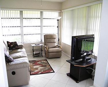 Florida room (1)