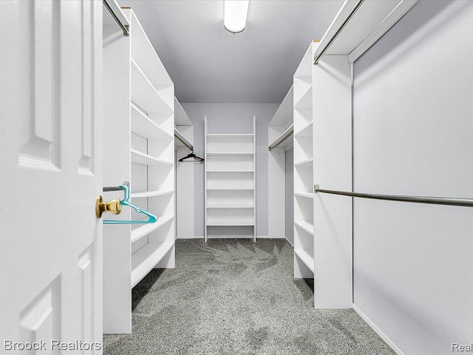 34985 Valley Forge Dr, photo 20