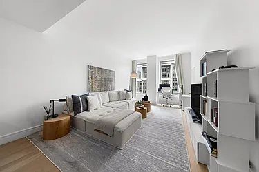 Rented by R New York