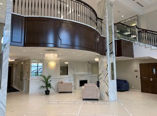 38 Cedarland Dr #605, Markham, ON L6G 0G7