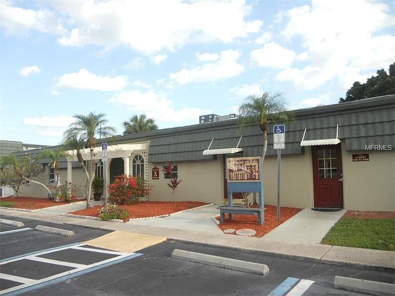 1st image of 1799 N Highland Ave #177
