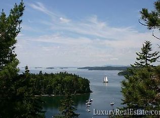 89 Norumbega Rd, Brooksville, ME 04617